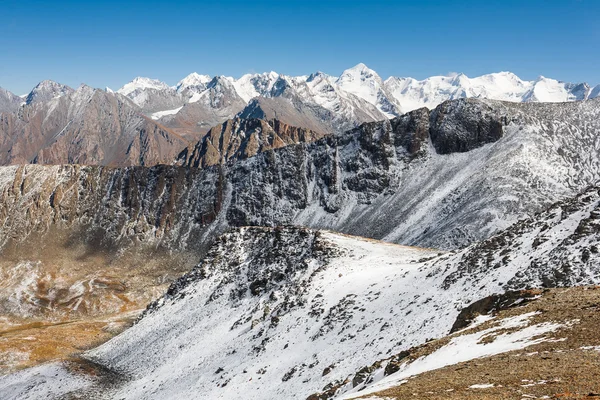 Berglandschaft von tien shan. — Stockfoto