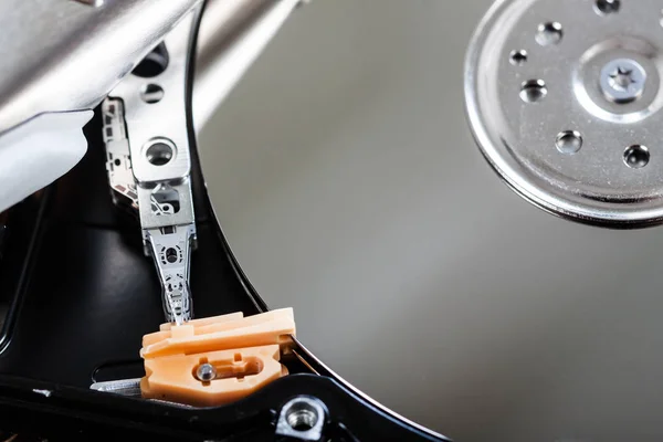 Spindle and open plate of hard disk drive. — Stock Photo, Image