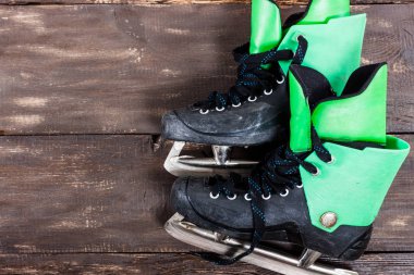 Hokey buz pateni havai görünümü eski rustik ahşap tablo.