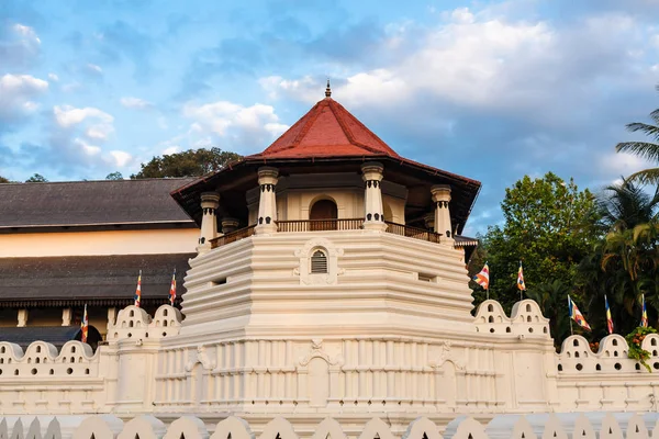 Templo do dente em Kandy, Sri Lanka — Fotografia de Stock