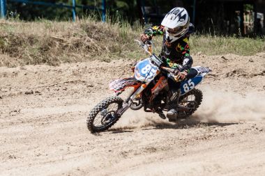 Aşırı spor motosiklet, motokros rekabet