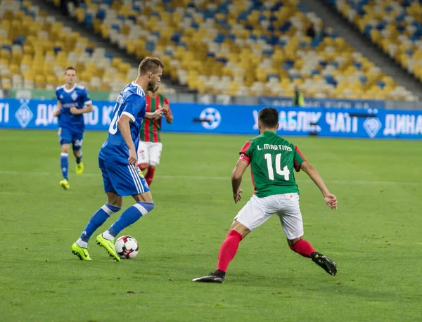 Uefa europa league fussball spiel dynamo kyiv - maritimo — Stockfoto