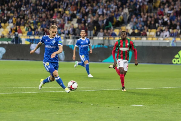 Uefa ヨーロッ パリーグ サッカーの試合のディナモ キエフ - マリティモ — ストック写真