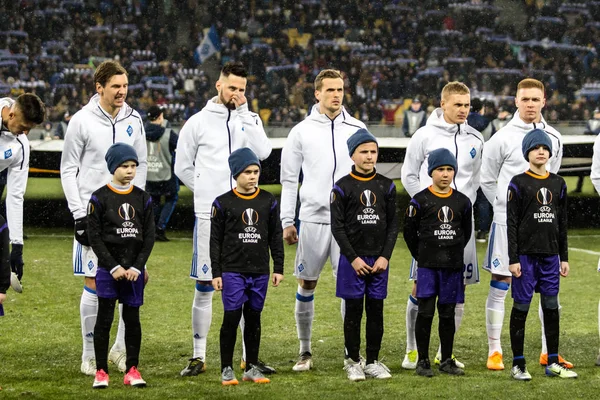 UEFA Europa League-labdarúgó-mérkőzés Dinamo Kijev - AÉK Fc — Stock Fotó