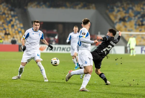 Uefa europa league fussballspiel dynamo kyiv - lugano, dezember — Stockfoto