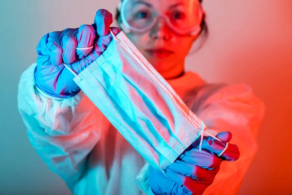 Doctor Protective Wear Holding Special Defence Mask Coronavirus Covid Analyzing — Stock Photo, Image