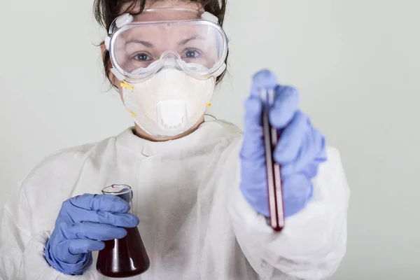 Doctor Protective Wear Holding Test Tube Blood Coronavirus Covid Analyzing — Stock Photo, Image