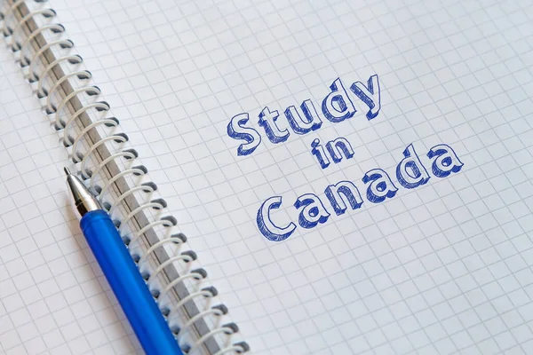 Texto Estudio Canadá Manuscrito Hoja Cuaderno —  Fotos de Stock