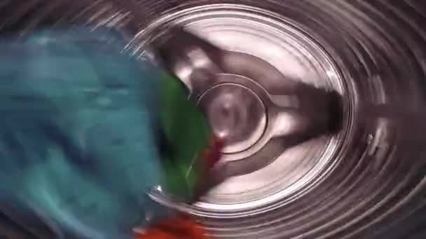 Waschmaschine funktioniert — Stockvideo