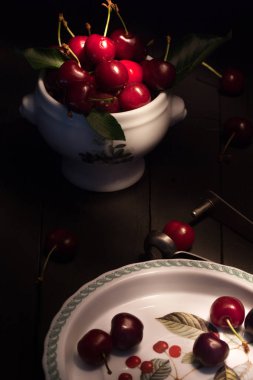 Kiraz ile natürmort