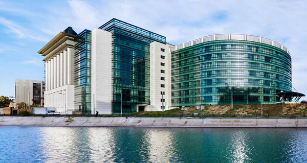 De nationale bibliotheek van Roemenië In Boekarest — Stockfoto