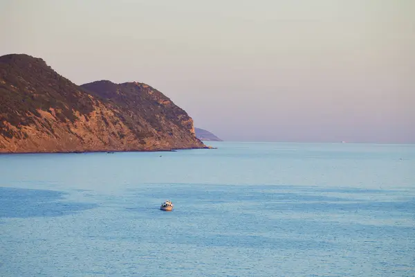 Meer am marciana marina elba insel — Stockfoto