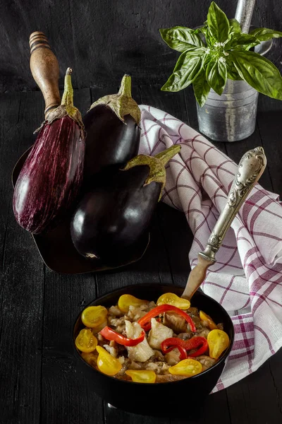 Gebackener Auberginen-Salat — Stockfoto