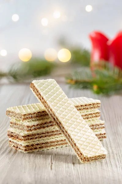 Wafels op Kerstmis achtergrond — Stockfoto