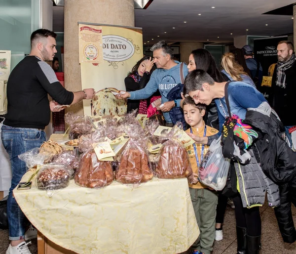 Országos vásár Panettone és Pandoro Róma Olaszország — Stock Fotó