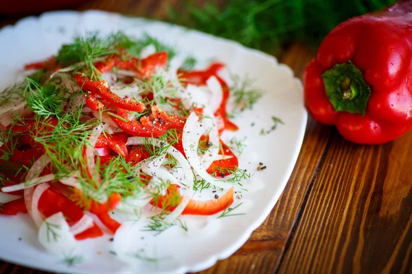 Salad with fresh peppers and onions — Stock Photo, Image