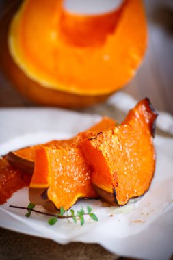 tatlı pişmiş kabak