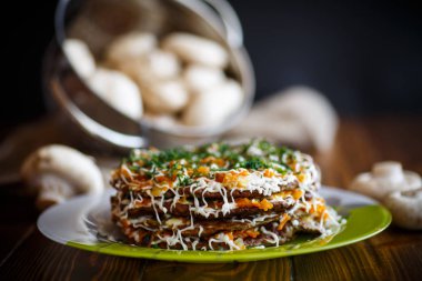 Sebzelerle doldurulmuş ciğer keki.