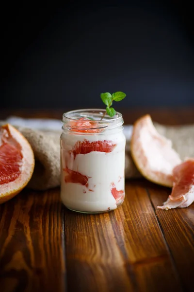 Grapefruit görög joghurt — Stock Fotó