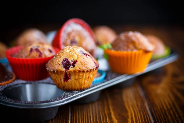 Sweet muffins with berries inside — Stock Photo, Image