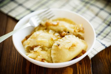 Doldurma patates haşlanmış mantı