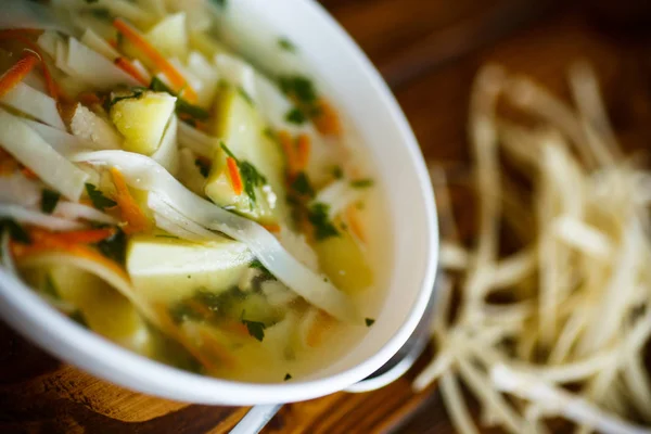 Chicken soup with homemade noodles — Stock Photo, Image