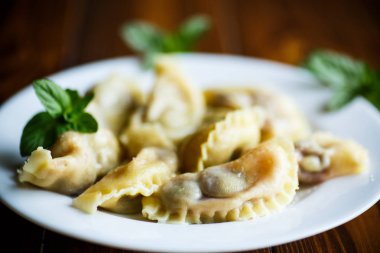 Kiraz ile tatlı köfte