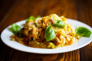 Havuç ile haşlanmış lahana