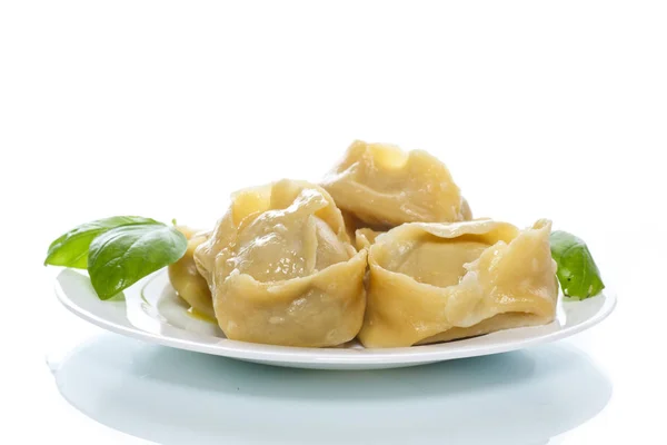 Boiled manti with meat on a plate — Stock Photo, Image