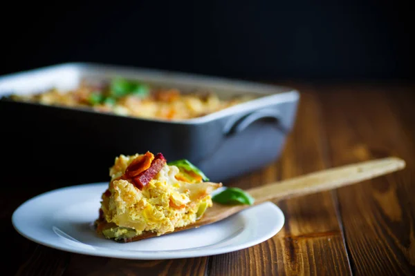 사탕 무, 당근, 계란에 호박과 콜리플라워 구운 — 스톡 사진