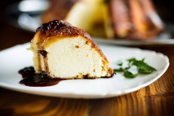 iştah açıcı tatlı süzme peynir güveç