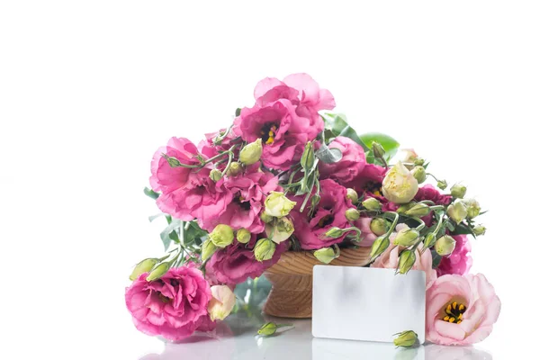 Schöner Strauß rosa Lisianthus-Blüten — Stockfoto