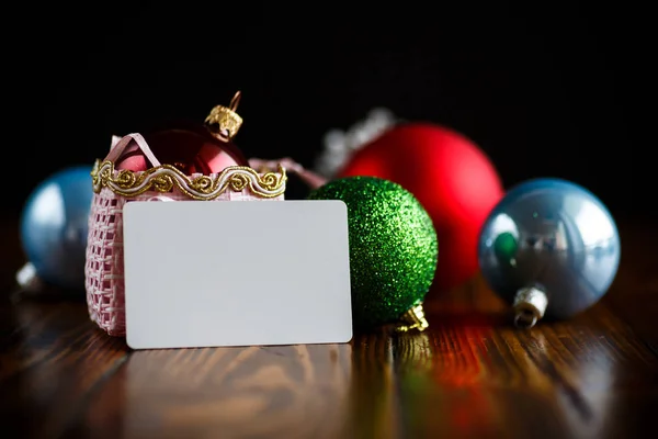 Adornos multicolores de Navidad —  Fotos de Stock