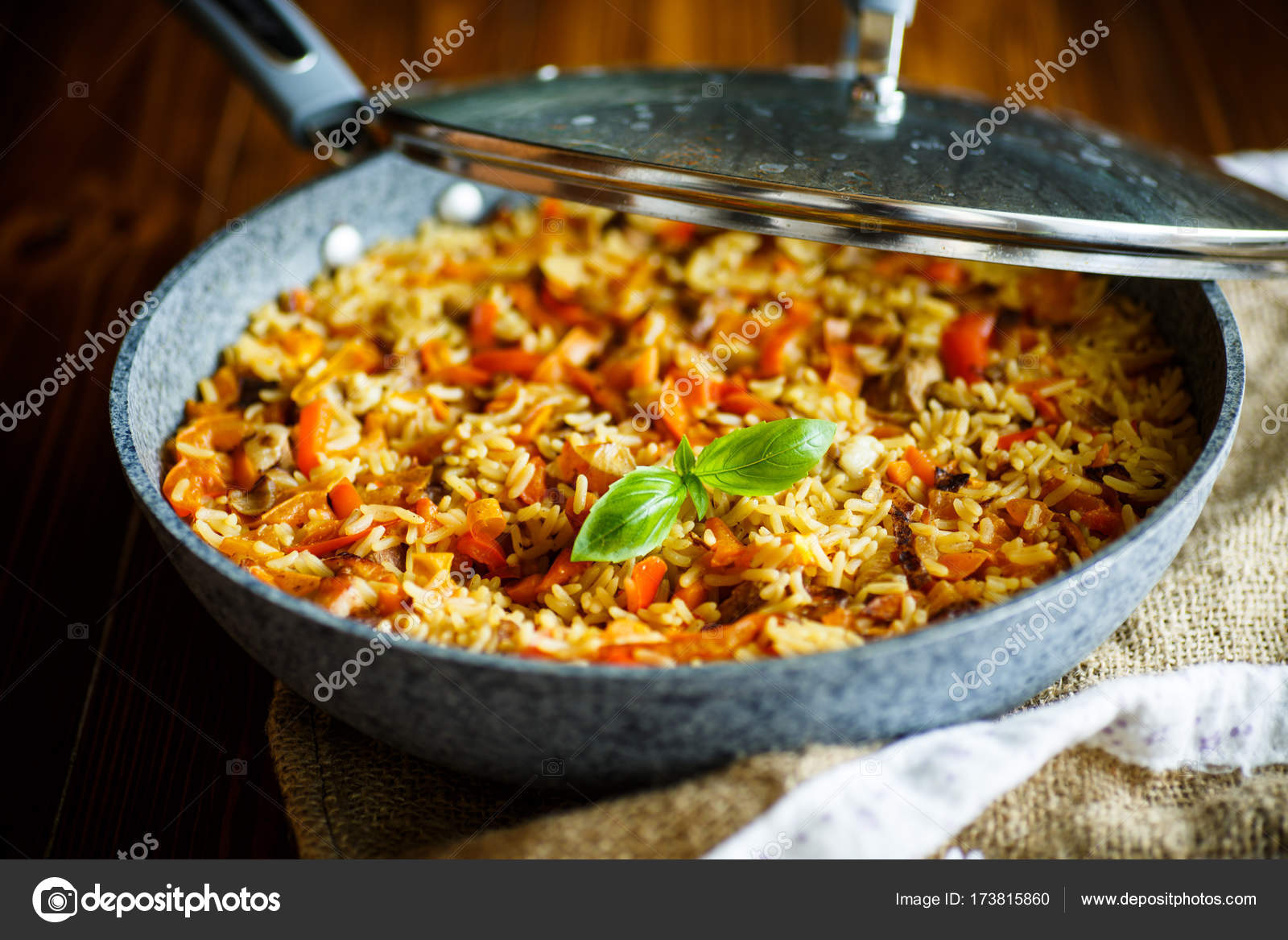 pilaf met rundvlees pilaf met rundvlees
