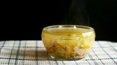 croup ve sebze ile sıcak çorba