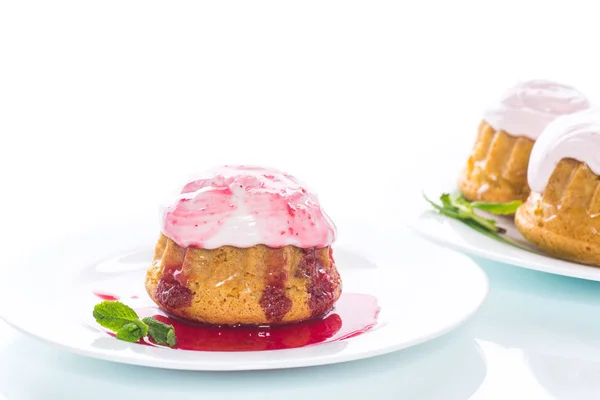 Sladké muffiny s krémem berry — Stock fotografie