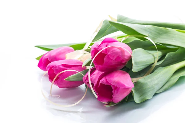 Strauß rosa Tulpen — Stockfoto