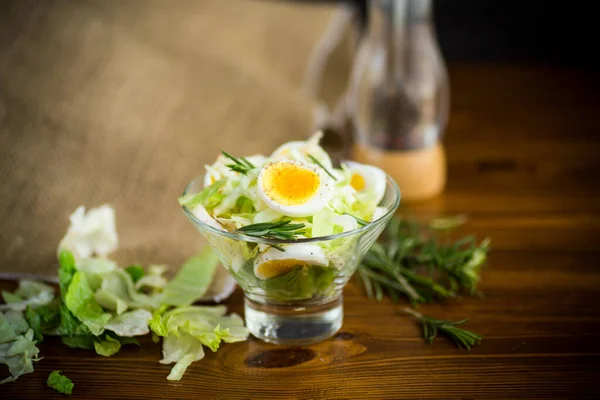 Fresh Spring Salad Cabbage Lettuce Boiled Eggs Rosemary Spices Wooden — Stock Photo, Image