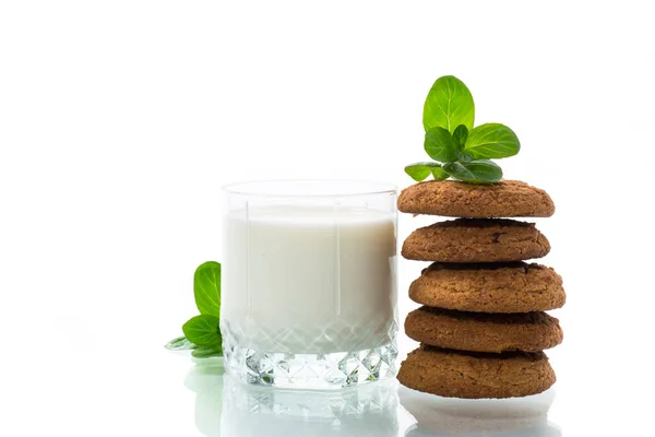 Oatmeal Cookies Glass Fresh Milk Isolated White Background — Stock Photo, Image