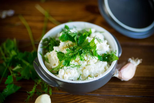 Salted Homemade Cottage Cheese Garlic Herbs Bowl Wooden Table — Stock Photo, Image