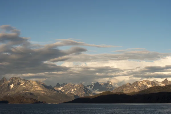 Vista montanha na Groenlândia — Fotografia de Stock