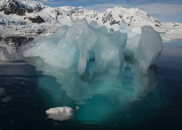 Iceberg in antarctica — Foto Stock