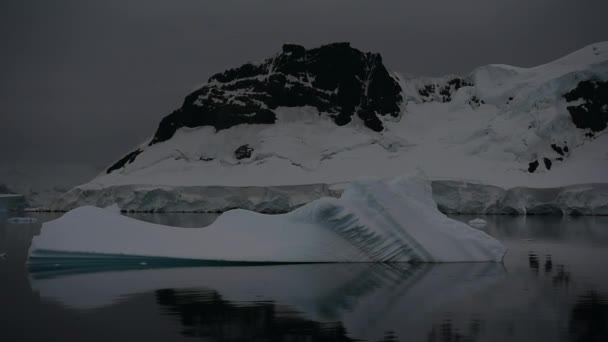 Mountain view-ban Antarktisz — Stock videók