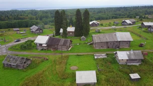 Luchtfoto typisch Russische landschap landschap — Stockvideo