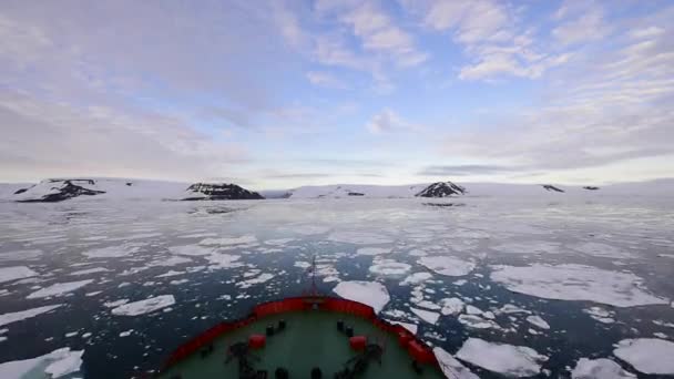 Viajar en el hielo, Ártico — Vídeos de Stock