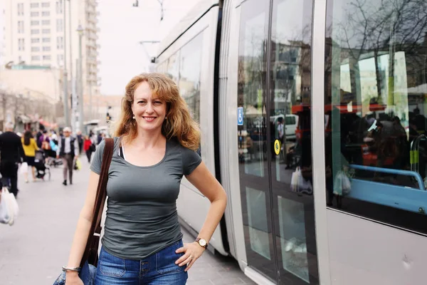 Mujer madura sonriente —  Fotos de Stock