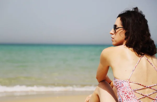 Retrato de mujer hermosa — Foto de Stock