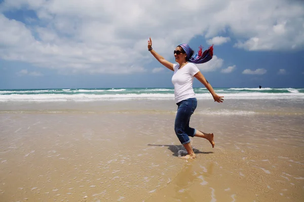 Mujer madura feliz — Foto de Stock