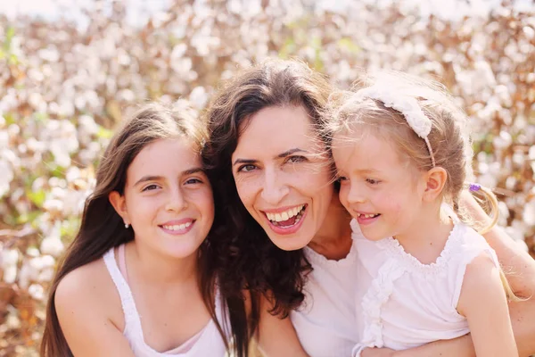 Portrait Beautiful Mother Two Daughters Outdoors — Stock Photo, Image