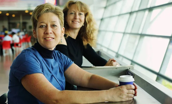 Indoor Portret Van Mooie Jaar Oude Vrouwen — Stockfoto